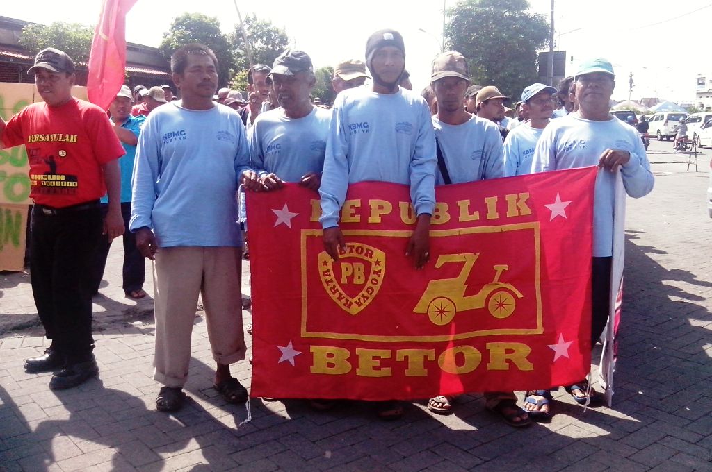Buruh Becak Motor di Yogyakarta Ikut Berdemo, Tuntut Legalitas